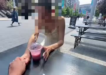 making her cum in front of the wembley arena arch