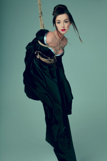 beautiful kinbaku 