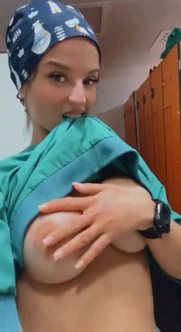 almost getting caught at work makes it so much more fun