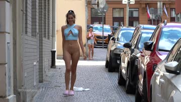 alissa dropping her skirt in public