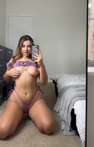 are you into curvy texans?