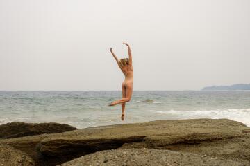 dancing naked in nature might just be my favourite thing