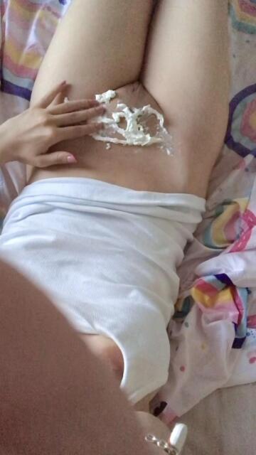 messy cream on my privates again