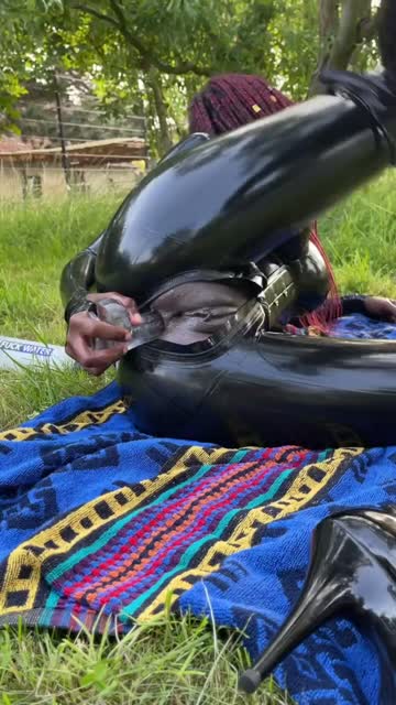 i love fucking my asshole while i wear my latex catsuit! [f]