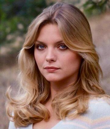michelle pfeiffer in 1979, posing for a promo picture for the abc tv series 