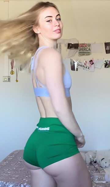 maria roberta gherca - italian pole vault - perfection