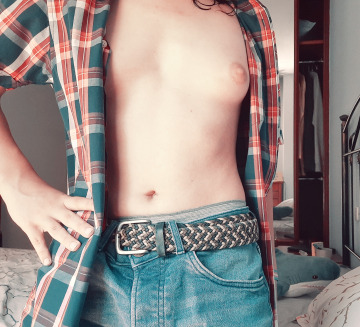 trans girls can have a masc side too~ (say hi to shonk!)