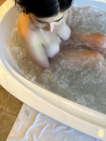 bath time!! [f]