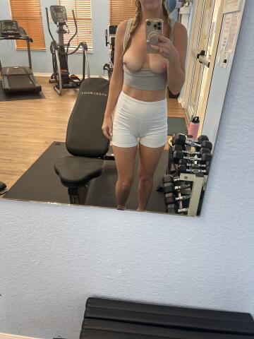 not too bad for a mombod [f]