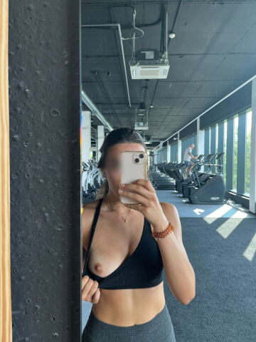 sweating while i took this phot but not from the workout