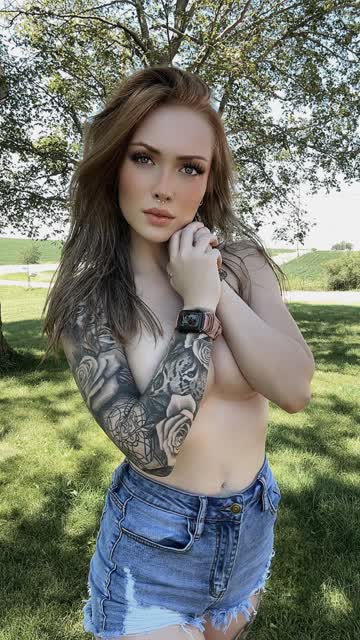i hope you love sexy chicks like me