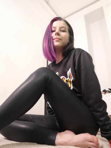 how do you like my leather leggings?
