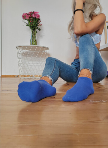 blue socks 💎