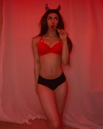 can you tell i love sucking on things...