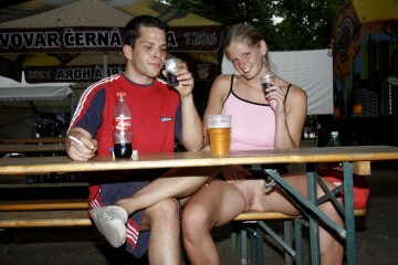 daily nsfw: flashing