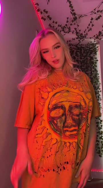 titty and ass drop before uni [oc]