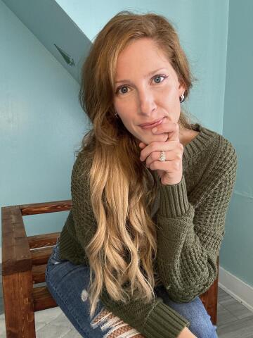 wife and mommy, you still checking me out?