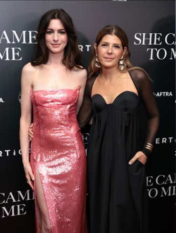 anne hathaway, 40, and marisa tomei, 58