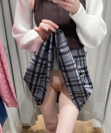i'm trying on a new skirt and i'm not wearing panties