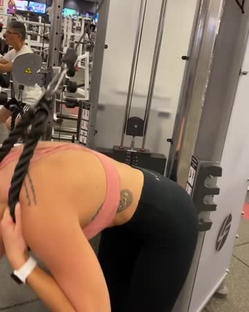 big ass gym lass gets naughty in the gym