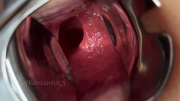 stretching my ass with the biggest speculum i could find...