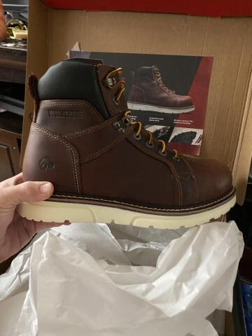 i’m on a quest to find the best boot for service and repair plumbing. most recent pair wolverine i90s