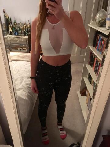 22f ginger girl from the uk, first time working out at the gym braless ;)