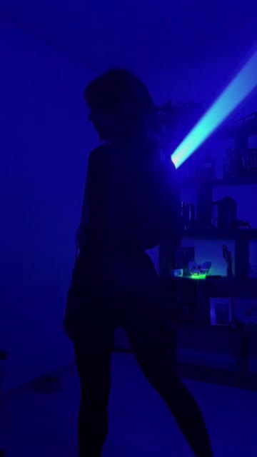 i'm trying to learn lightsaber spinning, any tips (nicky brum)