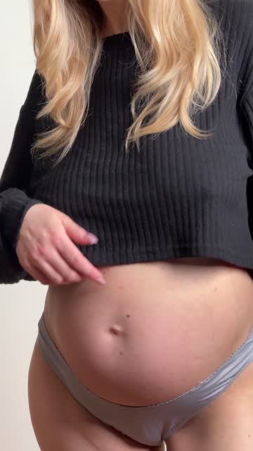 my belly's gotten big, but my sex drive just won't quit