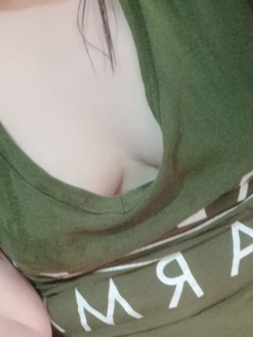 was told small tits look great with v necks!
