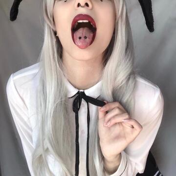 let me be your pierced bunny slut 🐇