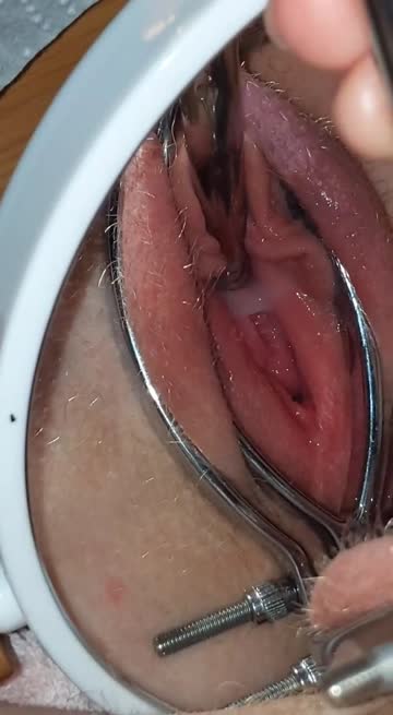 stretching my pisshole