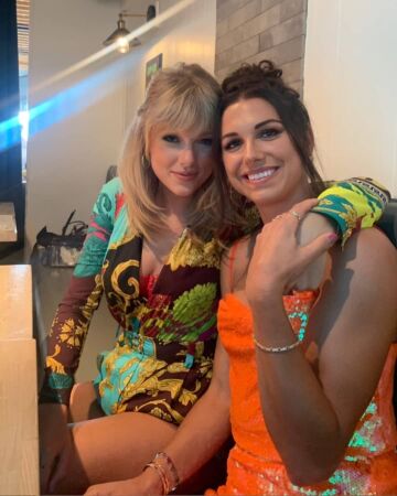 taylor swift & alex morgan just hanging out