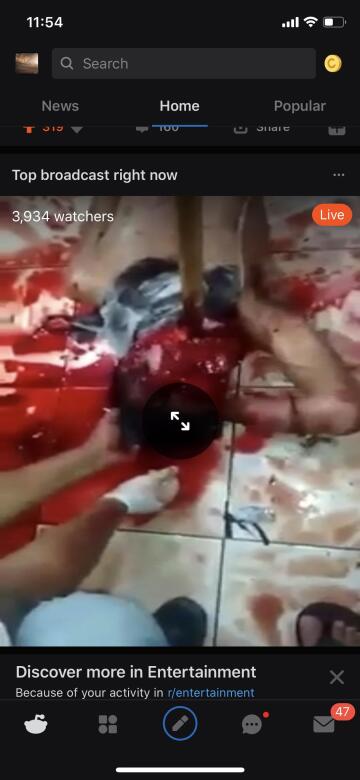 one of the reddit broadcasts on my feed was some fucked up cartel gore