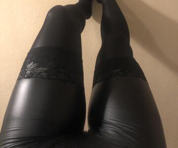 does leather and stockings look nice?🥰