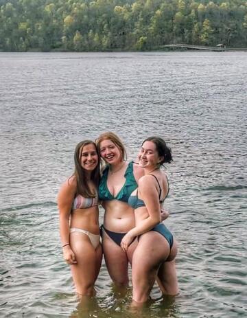 my hot sister (right) and her friends