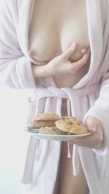 these cookies turned out a bit dry, but don't worry, mommy has a solution 😉💦🥛