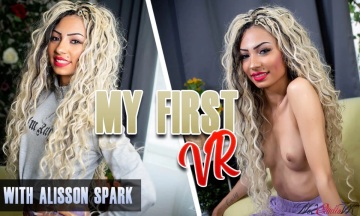 my first vr with alisson spark | hardonvr.com