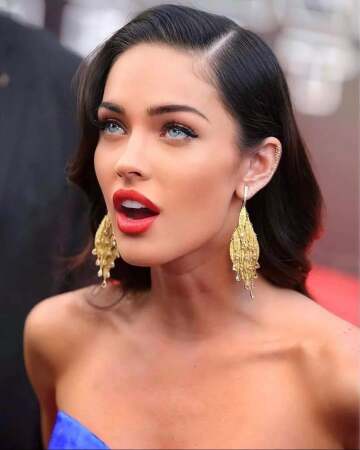 “i'm going to stare into your soul as i leave my lipstick stains all over your cock later.” - megan fox