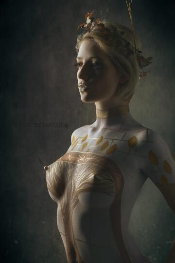 another image from my norse themed bodypaint on /r/machelleroehr from last year. i like the short light on many of these paints to really show off the amazing curves on the body.