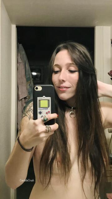 what do you guys think of my iphone case ? 😇 [f]