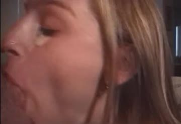 she wanna cum in her throat