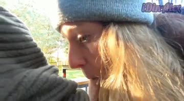 blowjob in a public park