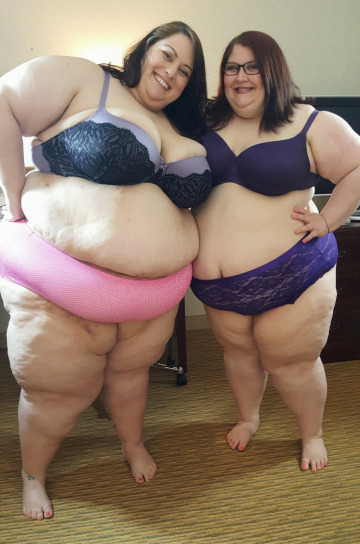 two hot fat girls are always better than one!!