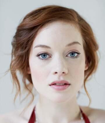 jane levy is so pretty.