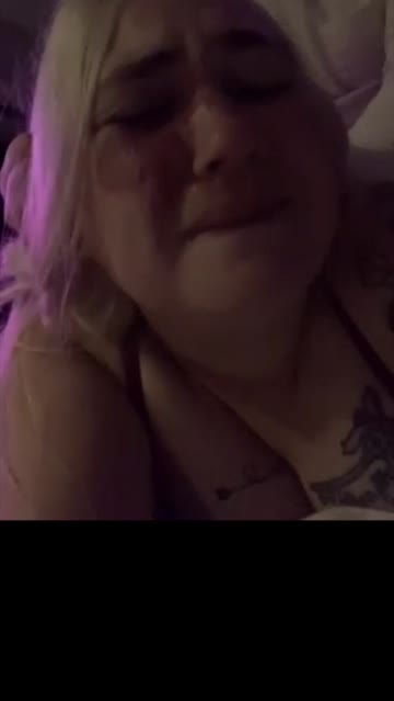 recording her face while i put it in her ass