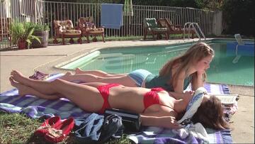 phoebe cates n jennifer jason leigh