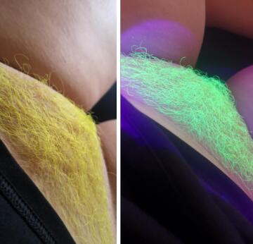 (f) some glow in the dark pubies!
