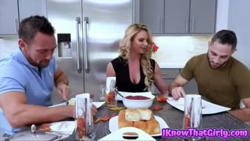 perfect housewife uses both hands