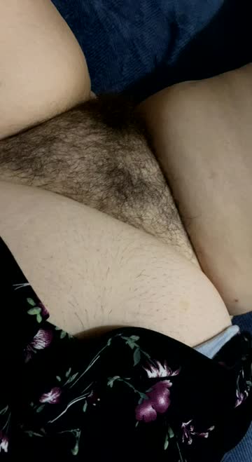 cum fuck me on the couch 😈